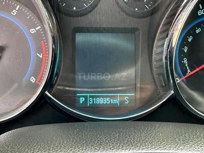 Chevrolet Cruze 2011, 318,930 km - 1.4 л - Qazax
