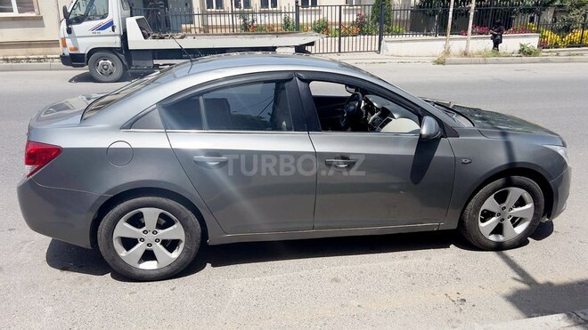 Chevrolet Cruze 2010, 173,846 km - 1.8 л - Bakı