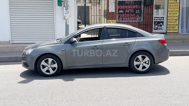 Chevrolet Cruze 2010, 173,846 km - 1.8 л - Bakı