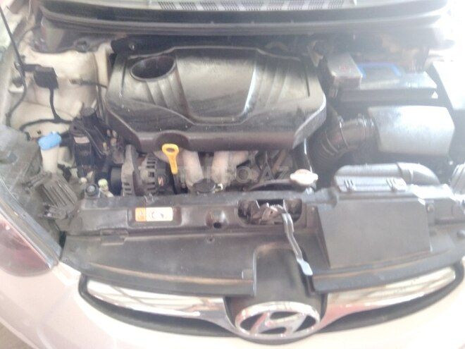 Hyundai Avante 2011, 253,000 km - 1.6 l - Xaçmaz