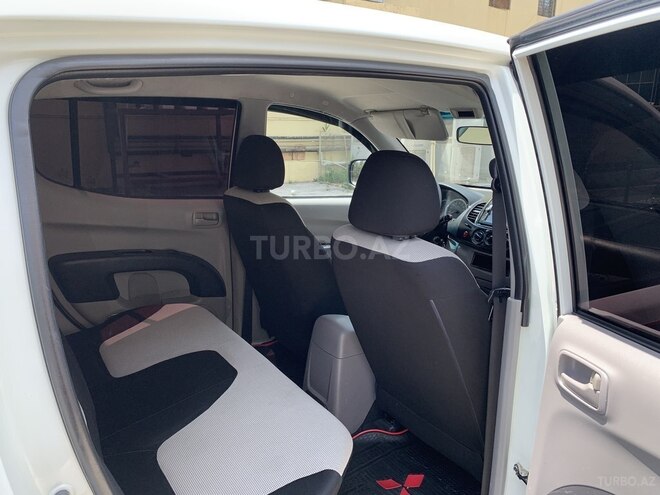 Mitsubishi L200 2014, 167,243 km - 2.5 l - Bakı