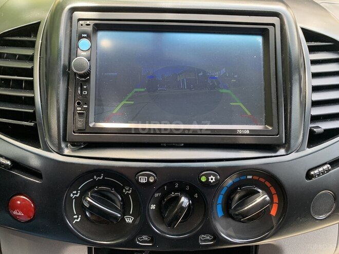 Mitsubishi L200 2014, 167,243 km - 2.5 l - Bakı
