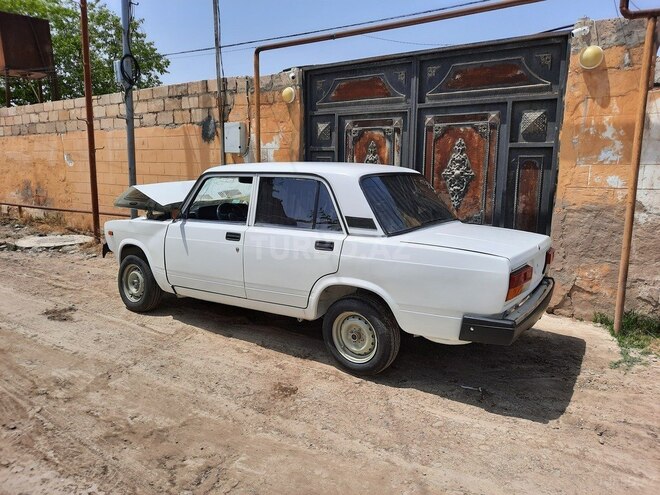 LADA (VAZ) 2107 2009, 99,000 km - 1.6 л - Şabran
