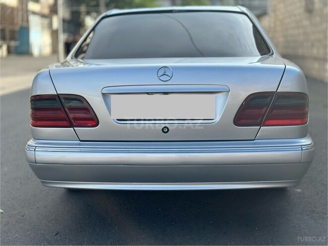 Mercedes E 220 d