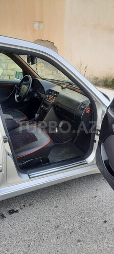 Mercedes C 220 d 1999, 612,355 km - 2.2 l - Bakı