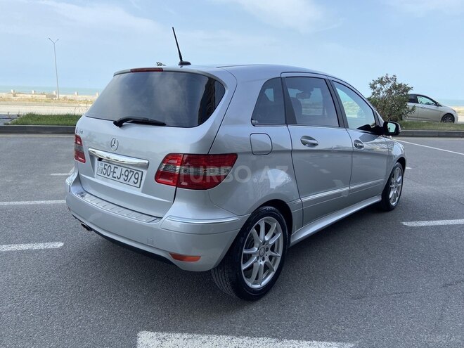 Mercedes B 170 2010, 87,000 km - 1.7 l - Sumqayıt