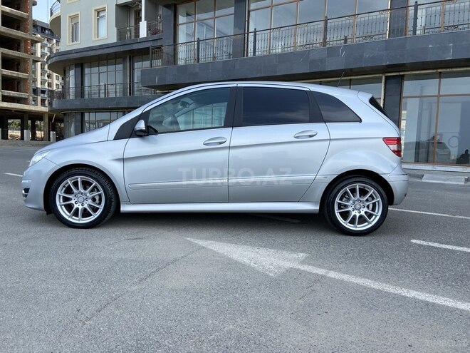 Mercedes B 170 2010, 87,000 km - 1.7 l - Sumqayıt