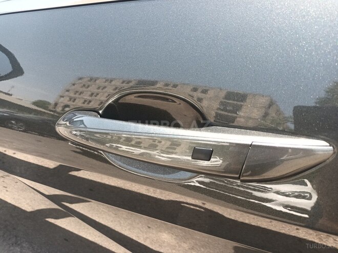Hyundai Elantra-6