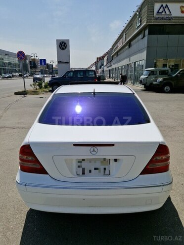 Mercedes C 240 2001, 370,125 km - 2.6 l - Bakı