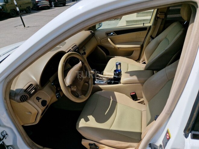 Mercedes C 240 2001, 370,125 km - 2.6 l - Bakı
