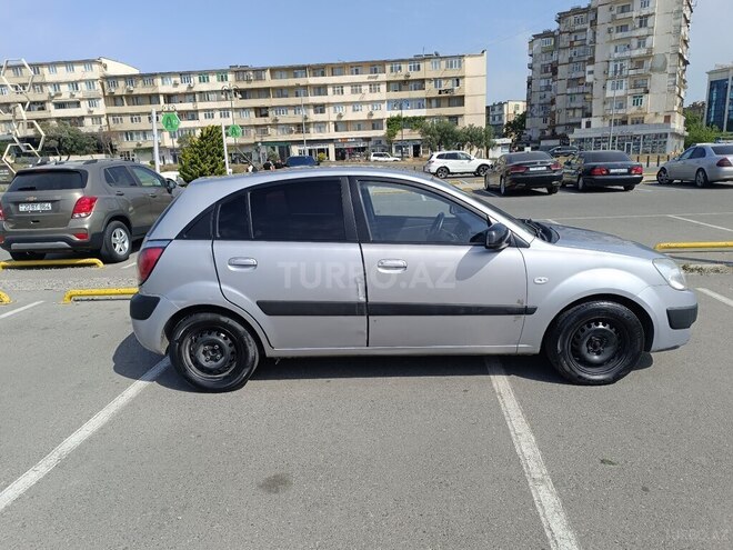 Kia Rio 2007, 320,000 km - 1.4 л - Bakı