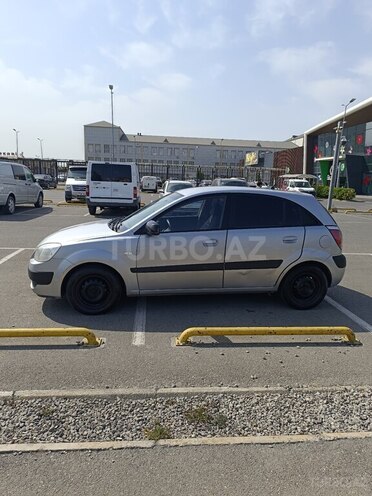 Kia Rio 2007, 320,000 km - 1.4 л - Bakı