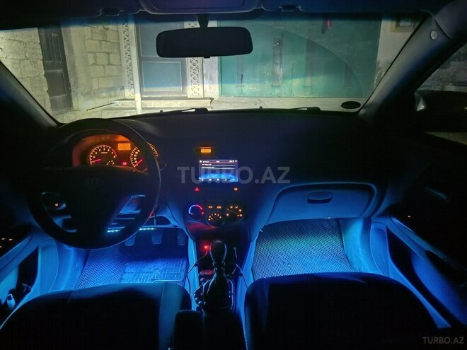 Kia Rio 2007, 320,000 km - 1.4 л - Bakı