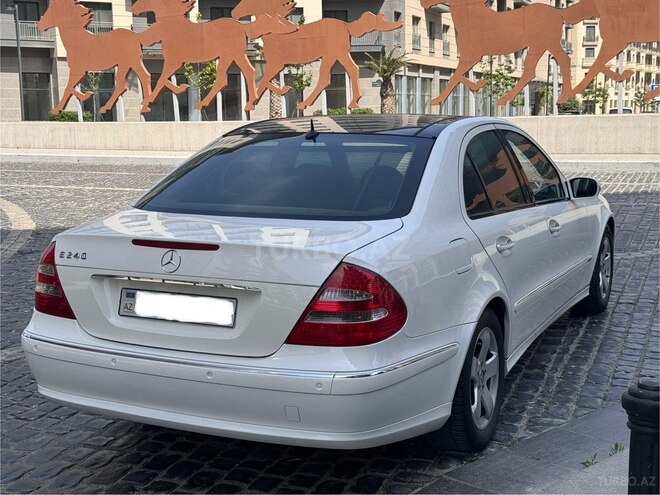Mercedes E 240 2005, 286,000 km - 2.6 l - Bakı