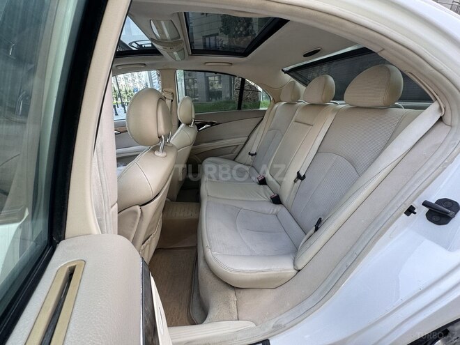 Mercedes E 240 2005, 286,000 km - 2.6 l - Bakı