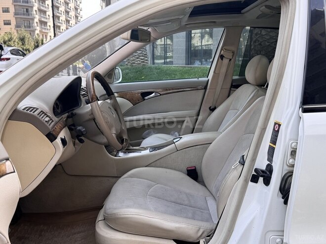 Mercedes E 240 2005, 286,000 km - 2.6 l - Bakı