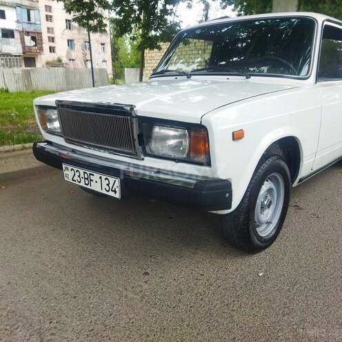 LADA (VAZ) 2107