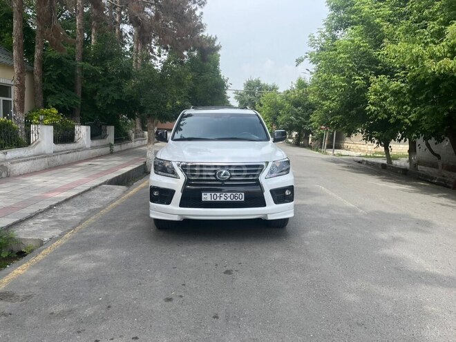 Lexus LX 570