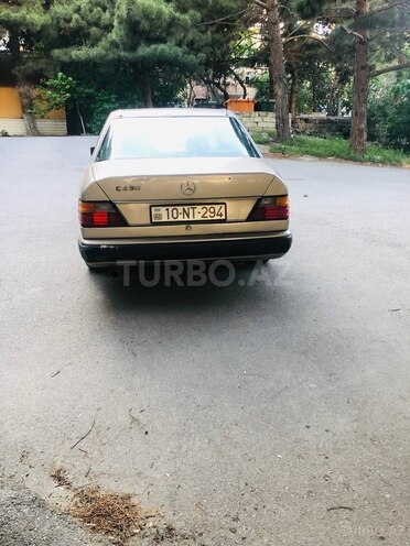 Mercedes C 230 1988, 300,036 km - 2.3 l - Bakı