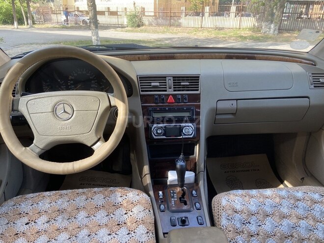 Mercedes C 220 d 1999, 289,000 km - 2.2 l - Sumqayıt