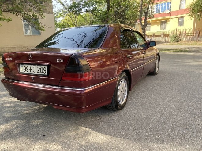Mercedes C 220 d 1999, 289,000 km - 2.2 l - Sumqayıt