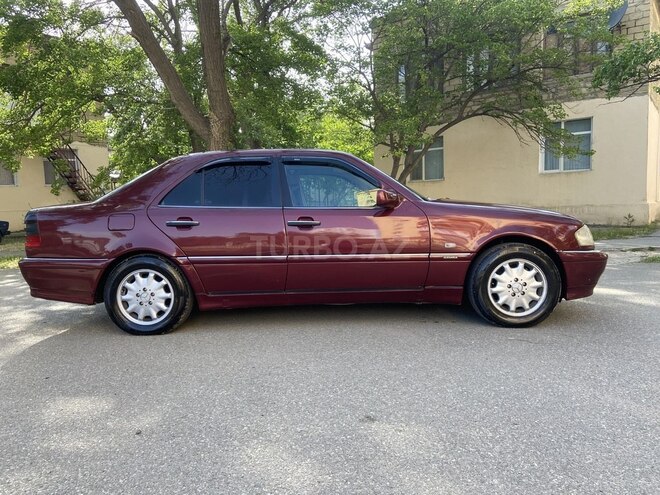 Mercedes C 220 d 1999, 289,000 km - 2.2 l - Sumqayıt