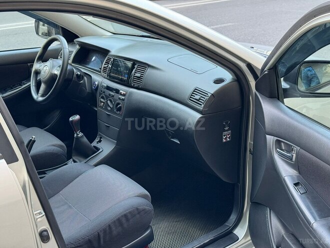 Toyota Corolla 2006, 265,000 km - 1.4 l - Bakı