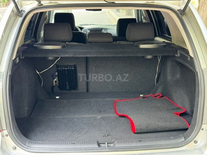 Toyota Corolla 2006, 265,000 km - 1.4 l - Bakı