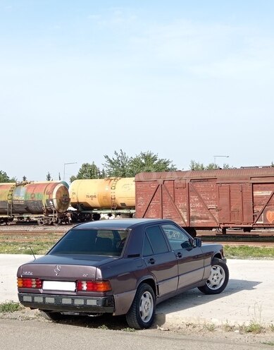 Mercedes 190 1991, 253,377 km - 2.0 l - Bərdə