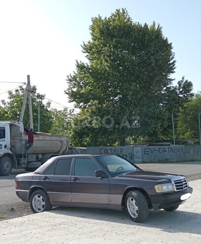 Mercedes 190 1991, 253,377 km - 2.0 l - Bərdə