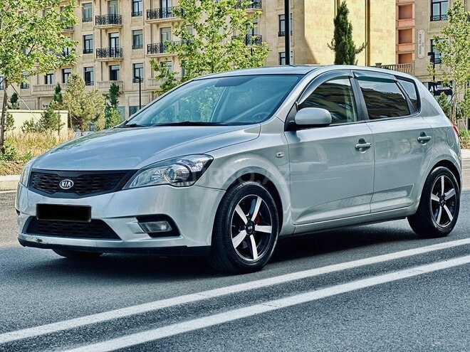 Kia Ceed 2011, 235,000 km - 1.6 l - Bakı