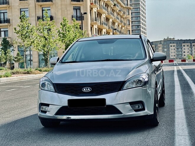 Kia Ceed 2011, 235,000 km - 1.6 l - Bakı