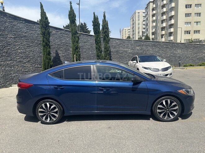 Hyundai Elantra 2016, 104,700 km - 2.0 л - Bakı