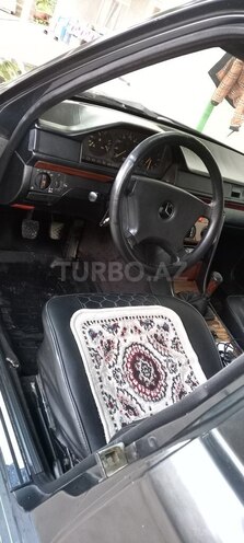 Mercedes E 200 d