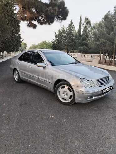 Mercedes C 240