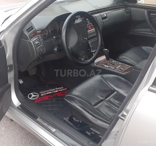 Mercedes E 240 2000, 360,000 km - 2.4 l - Bakı