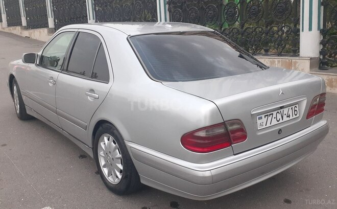Mercedes E 240 2000, 360,000 km - 2.4 l - Bakı