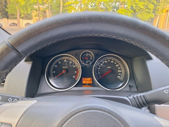 Opel Astra 2008, 197,211 km - 1.4 l - Mingəçevir