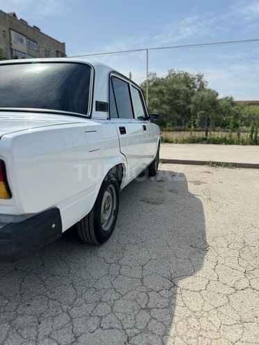 LADA (VAZ) 2107