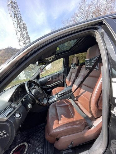 Mercedes E 220 d 2010, 288,000 km - 2.2 l - Bakı