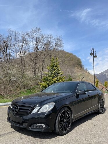 Mercedes E 220 d 2010, 288,000 km - 2.2 l - Bakı