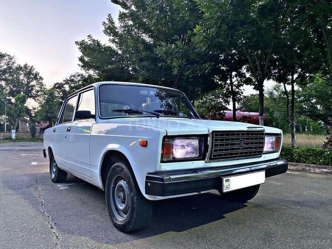 LADA (VAZ) 2107