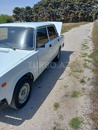 LADA (VAZ) 2107