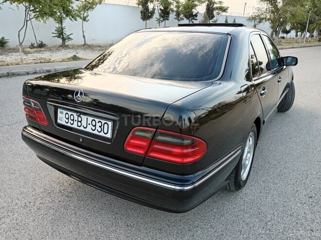 Mercedes E 270 2001, 747,500 km - 2.7 l - Sumqayıt
