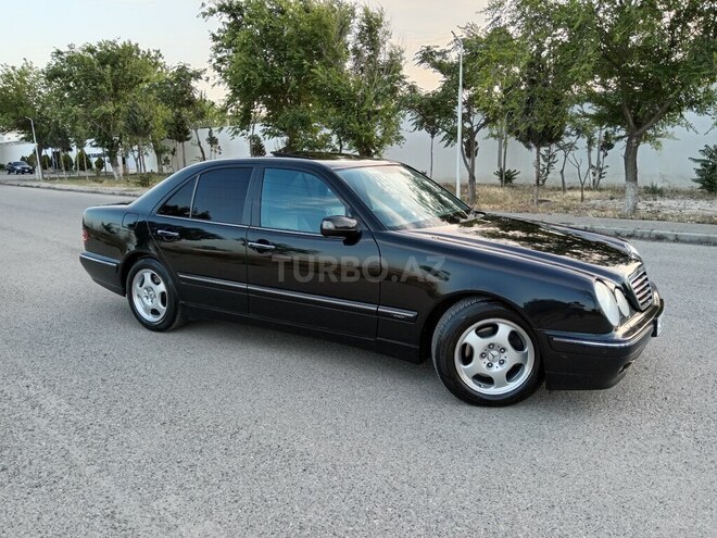 Mercedes E 270 2001, 747,500 km - 2.7 l - Sumqayıt
