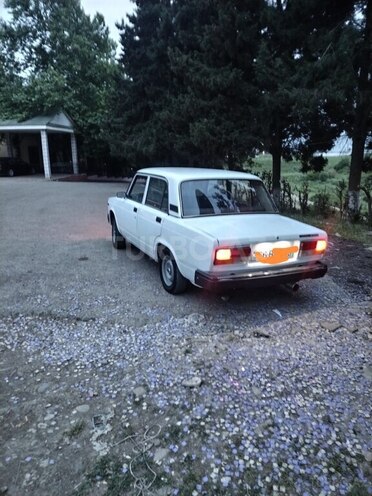 LADA (VAZ) 2107