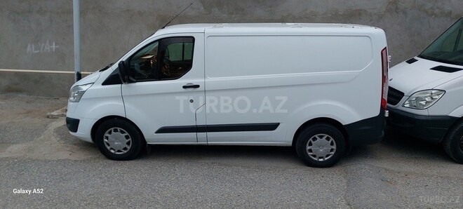 Ford Tourneo Custom