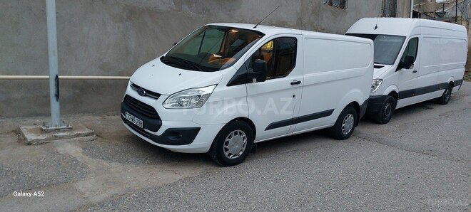 Ford Tourneo Custom