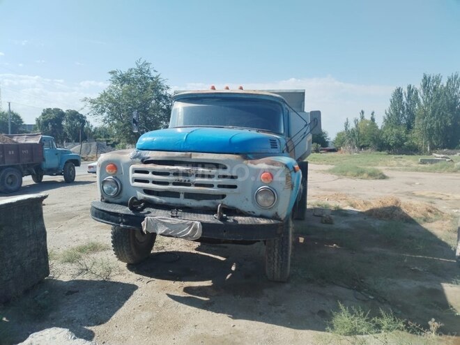 ZIL 130