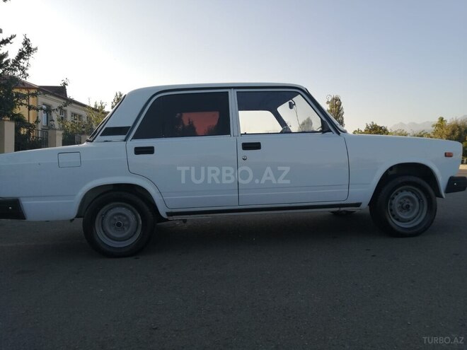 LADA (VAZ) 2107